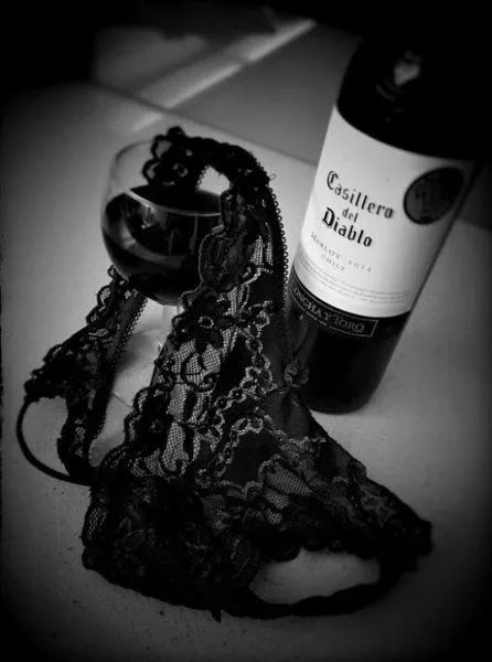 Live sex webcam photo for NikkyDiamonds #3458617