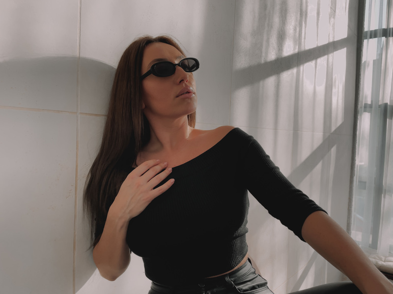 Live sex webcam photo for BitterHoney #2921983