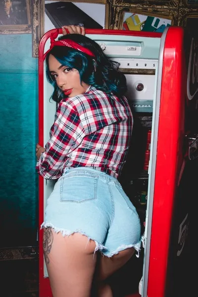 Live sex webcam photo for JadeGrant #2065164