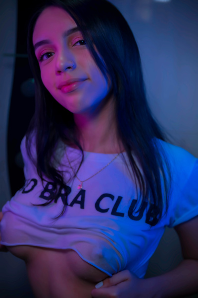 Live sex webcam photo for JadeGrant #2065062