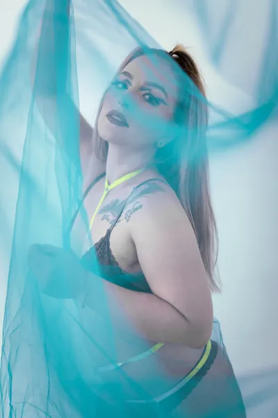 Live sex webcam photo for JuliethCooper #3416790