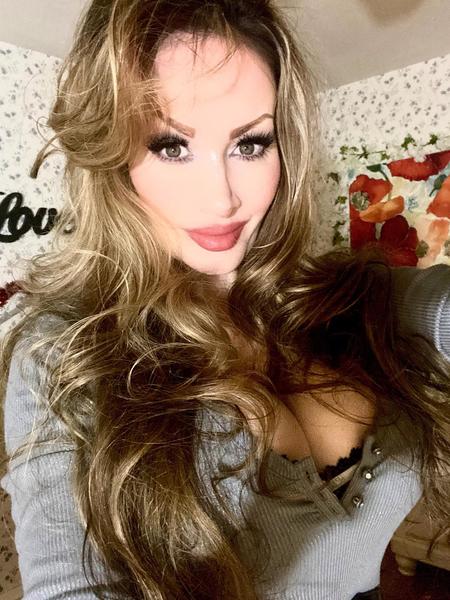 Live sex webcam photo for Kylee_Hendrex #7492916