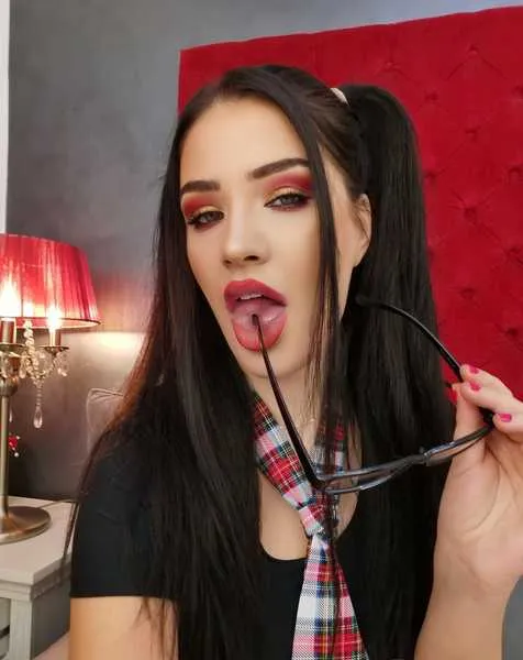 Live sex webcam photo for ACandyDoll #2735749