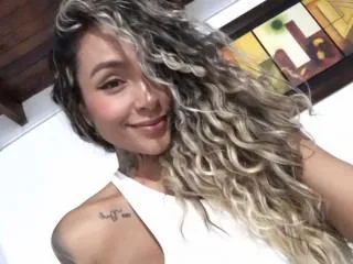 Live sex webcam photo for LaurenWod #6326575
