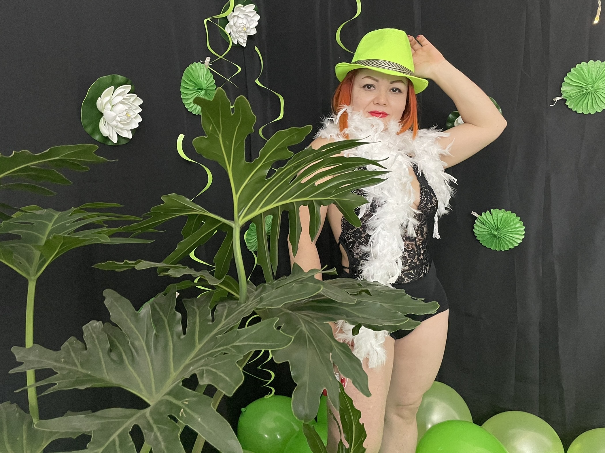 Live sex webcam photo for Yulina_Kyle30 #7104701