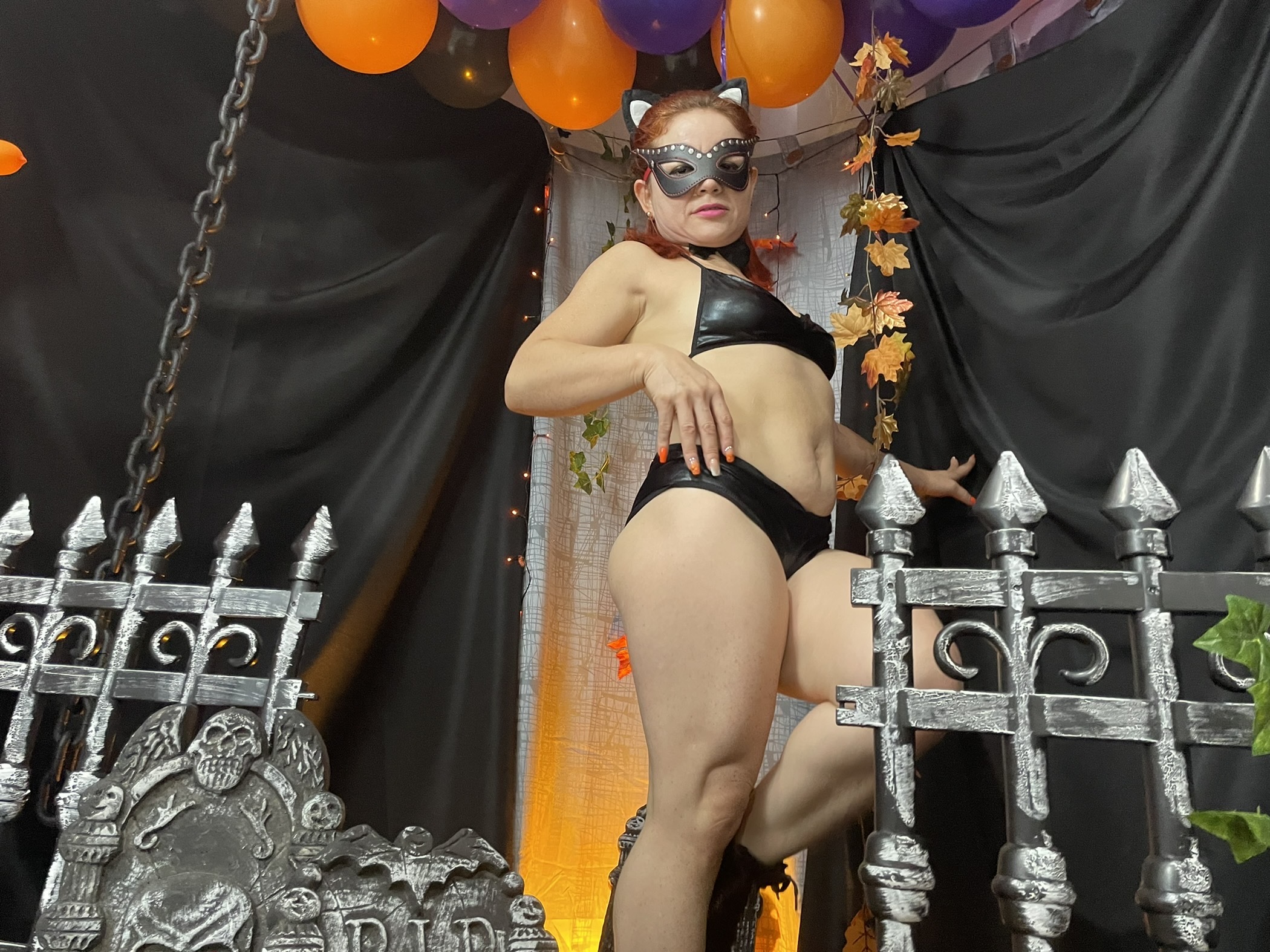 Live sex webcam photo for Yulina_Kyle30 #7104601