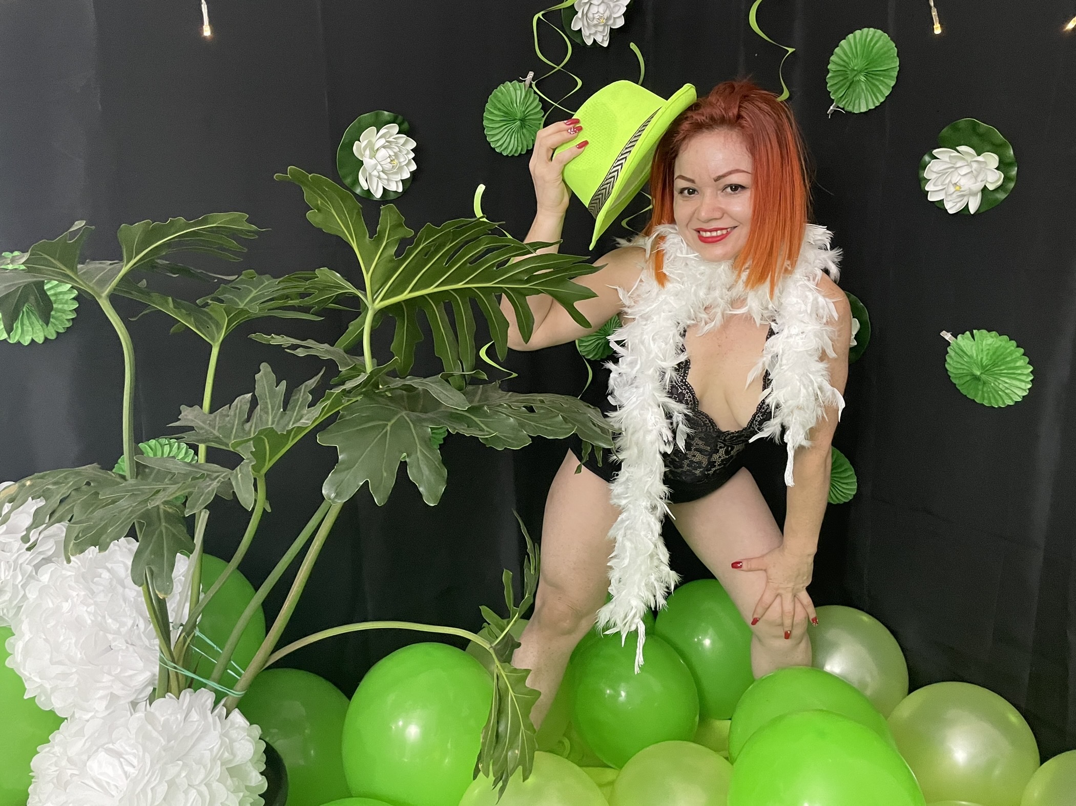 Live sex webcam photo for Yulina_Kyle30 #7104703