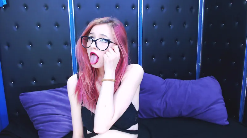 Live sex webcam photo for SamantaRox #1686748