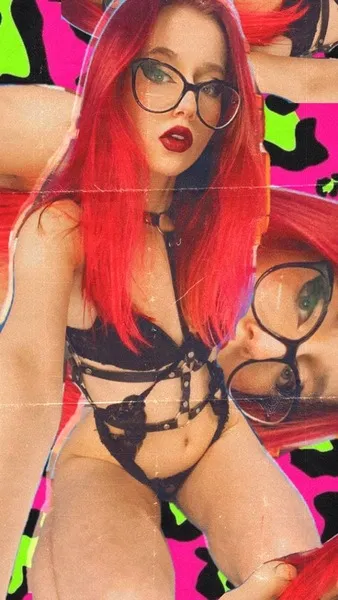 Live sex webcam photo for SamantaRox #2577710