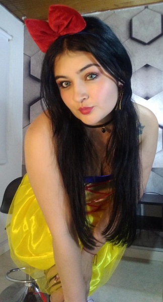 Live sex webcam photo for SophiexHot #2249058