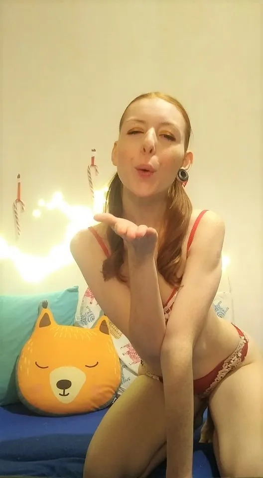 Live sex webcam photo for LoraFoxy #7264668