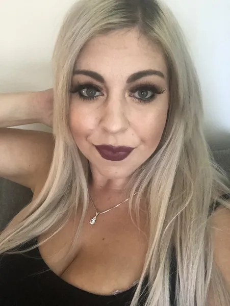 Live sex webcam photo for BeccaMoore4U #2032409
