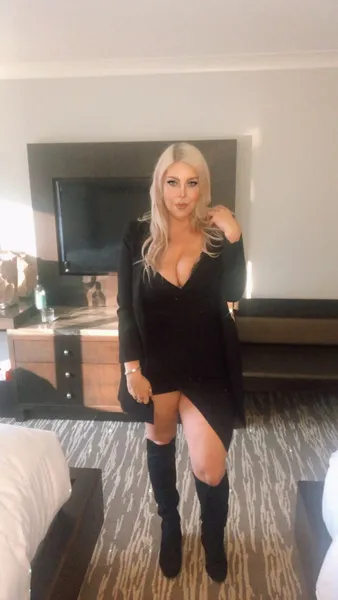 Live sex webcam photo for BeccaMoore4U #2032415