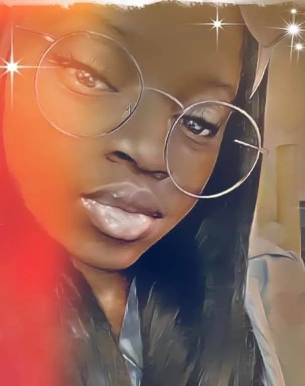 Live sex webcam photo for SexyMona #7793075