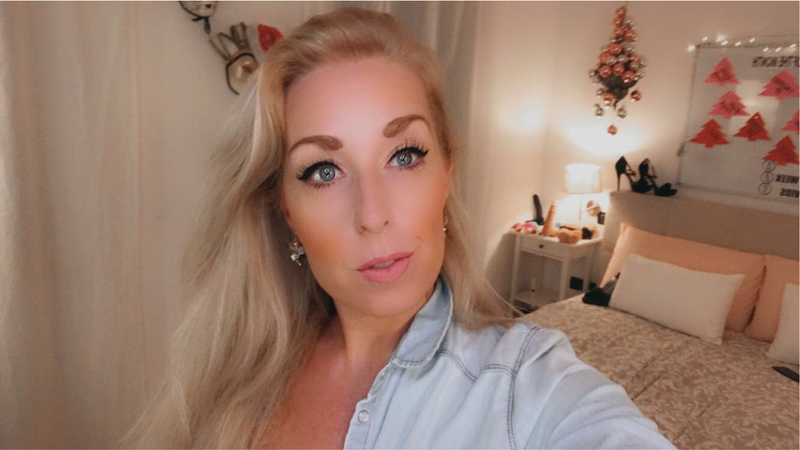 Live sex webcam photo for LisaXLuscious #2880266