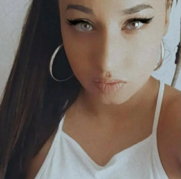 Live sex webcam photo for MistressRachelleXX #7974703