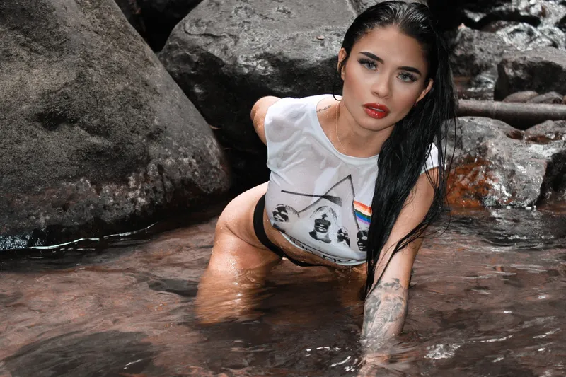 Live sex webcam photo for gabriela_montes #5891495
