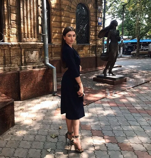 Live sex webcam photo for QueenofVersace #1891128