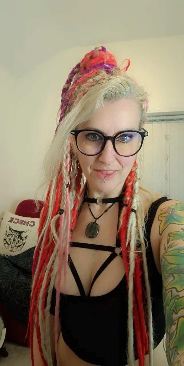 Live sex webcam photo for SkySparks #7313628