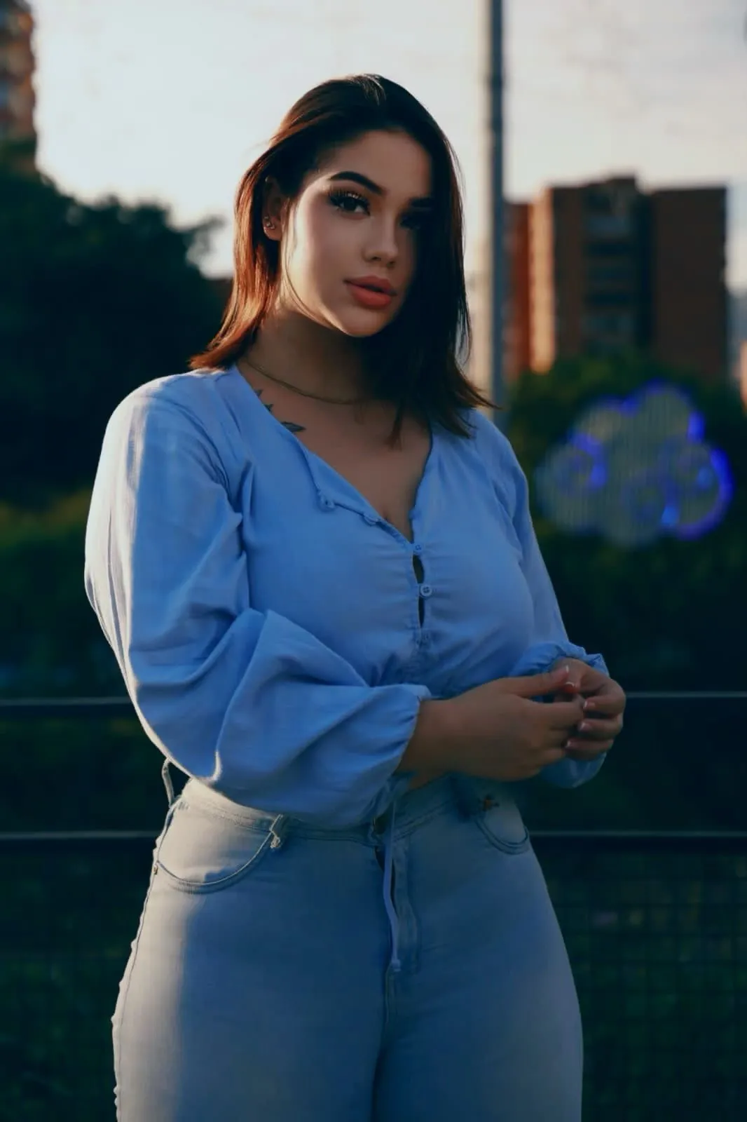 Live sex webcam photo for Amber_Duran #7915296