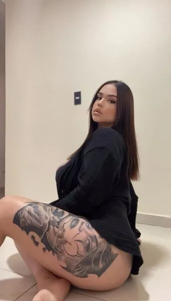 Live sex webcam photo for Amber_Duran #7915327