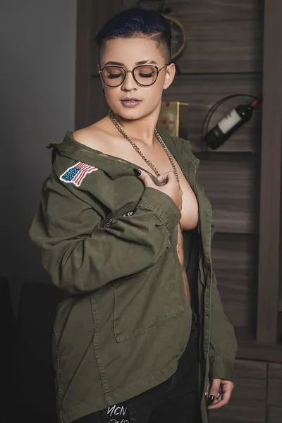 Live sex webcam photo for MiaBarton #3094846