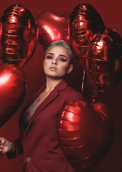 Live sex webcam photo for MiaBarton #3016625