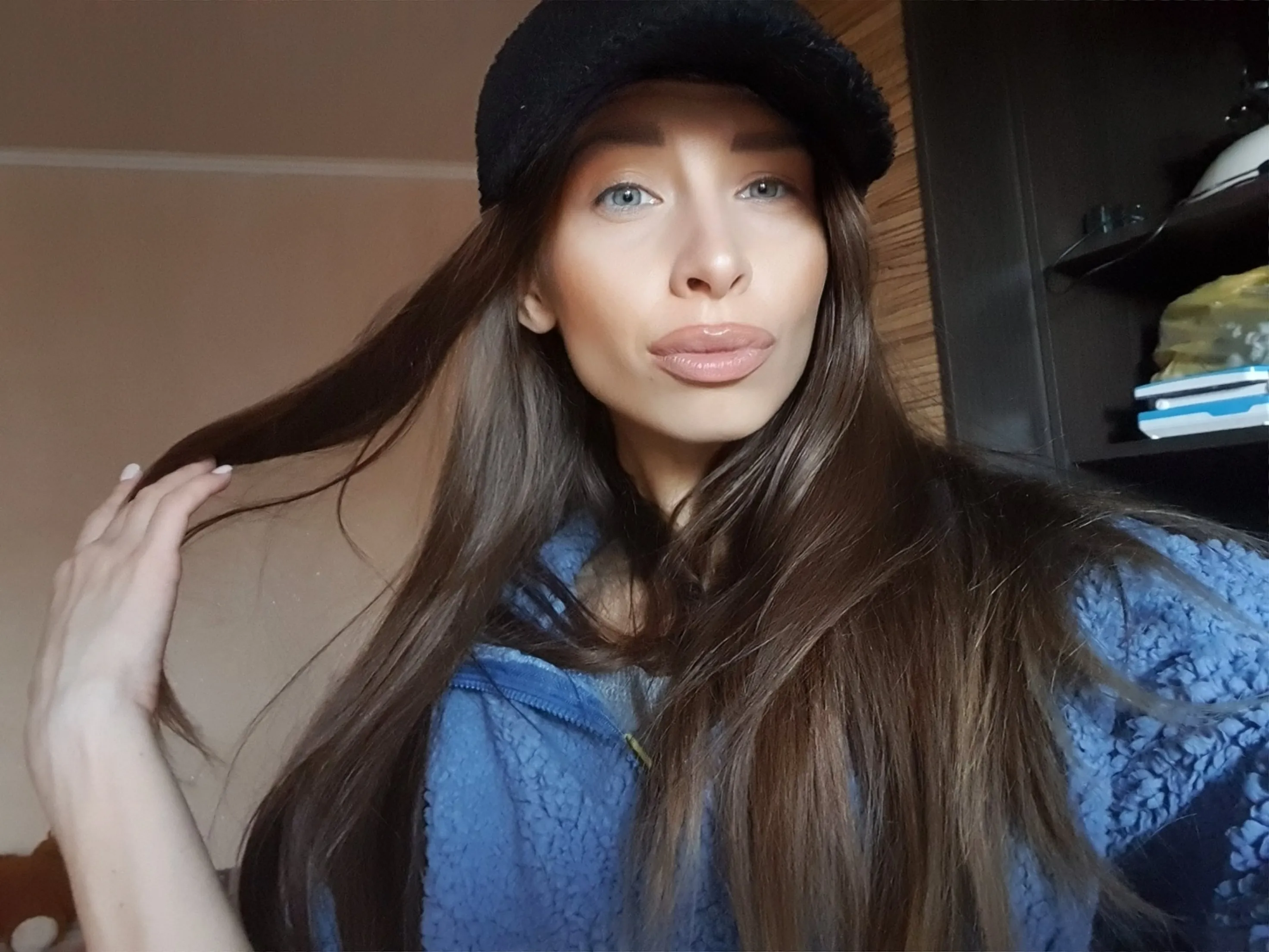 Live sex webcam photo for LadyAgata #7849224