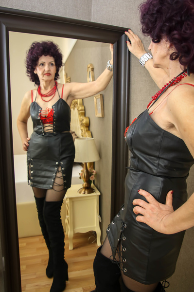 Live sex webcam photo for LustyKittyX60 #1719581