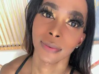 Live sex webcam photo for LorettaSaennz #8123810