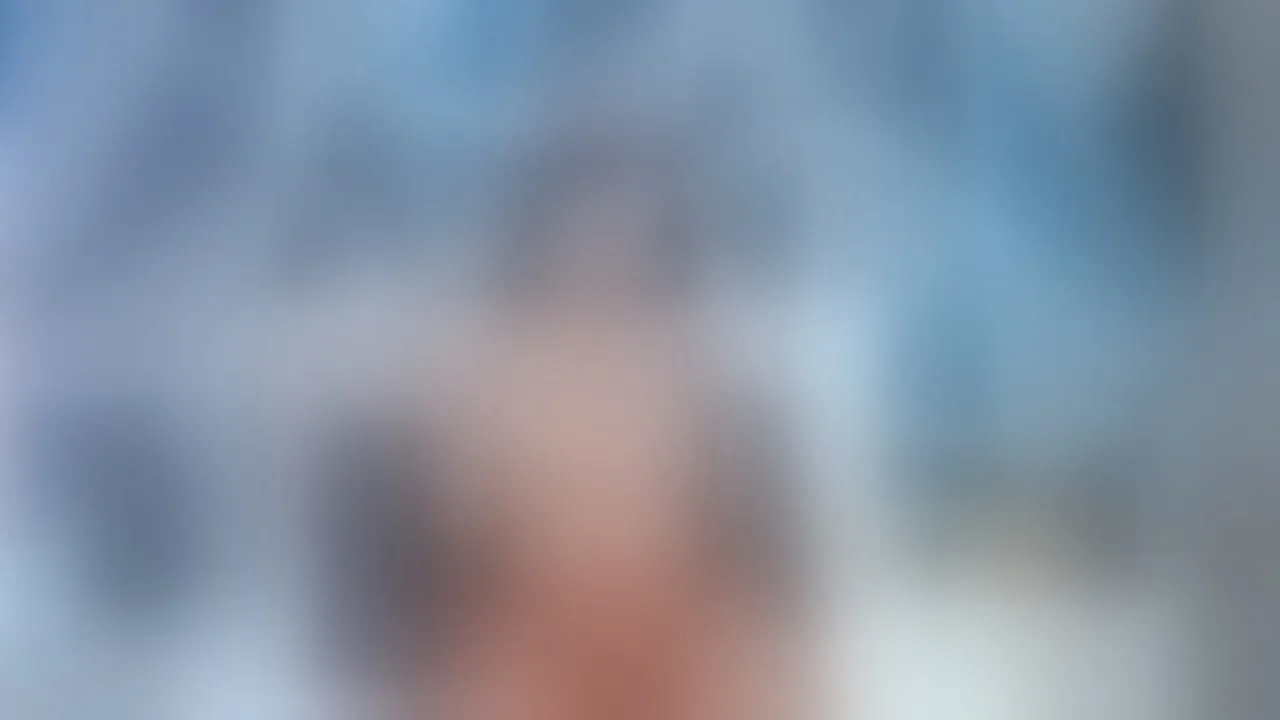 Live sex webcam photo for BlueGirl90 #7399444