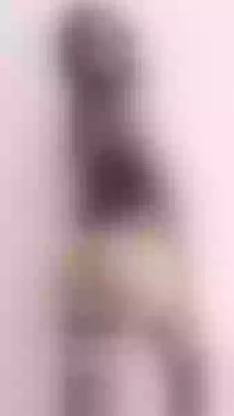Live sex webcam photo for AriAngell #1928901