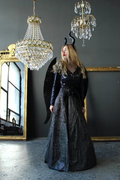 Live sex webcam photo for LuluMoyer #2693005