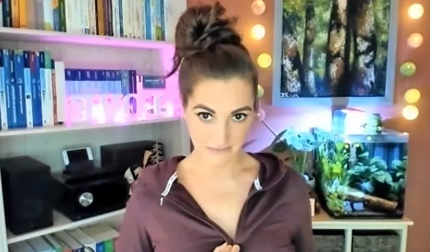 Live sex webcam photo for AntoniaPur28 #7262214