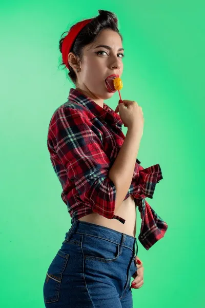 Live sex webcam photo for MartinaRuse #1778899