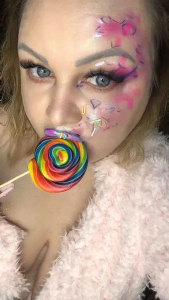 Live sex webcam photo for BritneySton #2716893