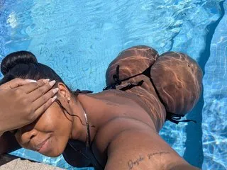 Live sex webcam photo for melanny_burgos #8516632