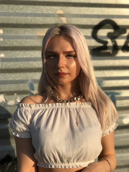 Live sex webcam photo for RomanticQueen #2256622