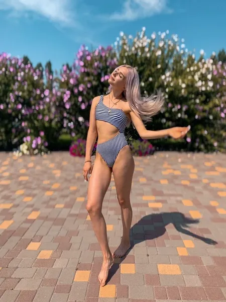 Live sex webcam photo for RomanticQueen #2256635