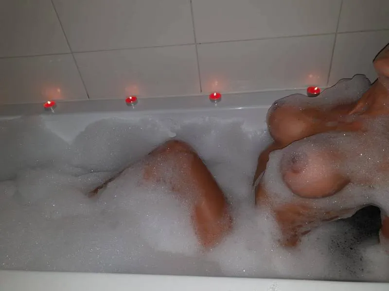 Live sex webcam photo for Morena_18xx #1947990