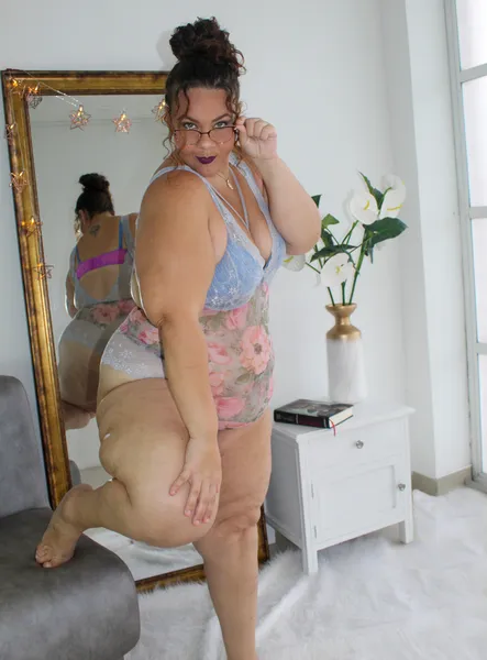 Live sex webcam photo for Molly_Boobs #2556021