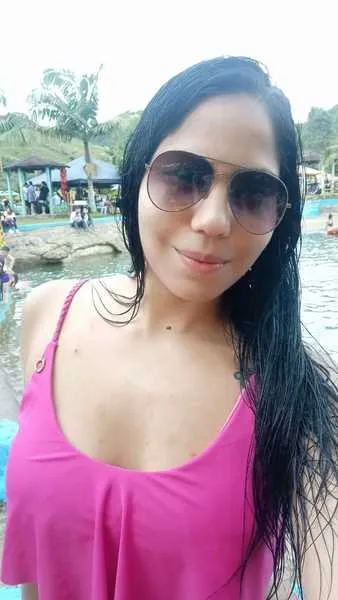 Live sex webcam photo for Lilit_adams #2534341