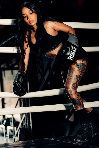 Live sex webcam photo for AlmaWest #3565002