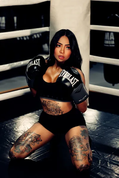 Live sex webcam photo for AlmaWest #3565005