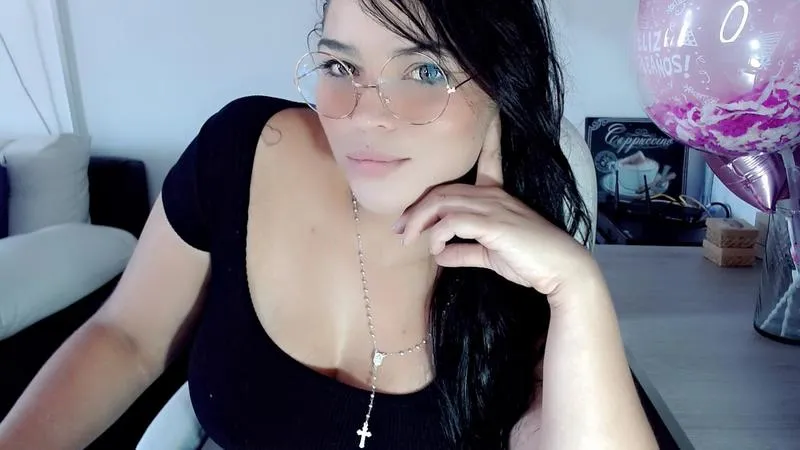 Live sex webcam photo for lolysamy #2493870