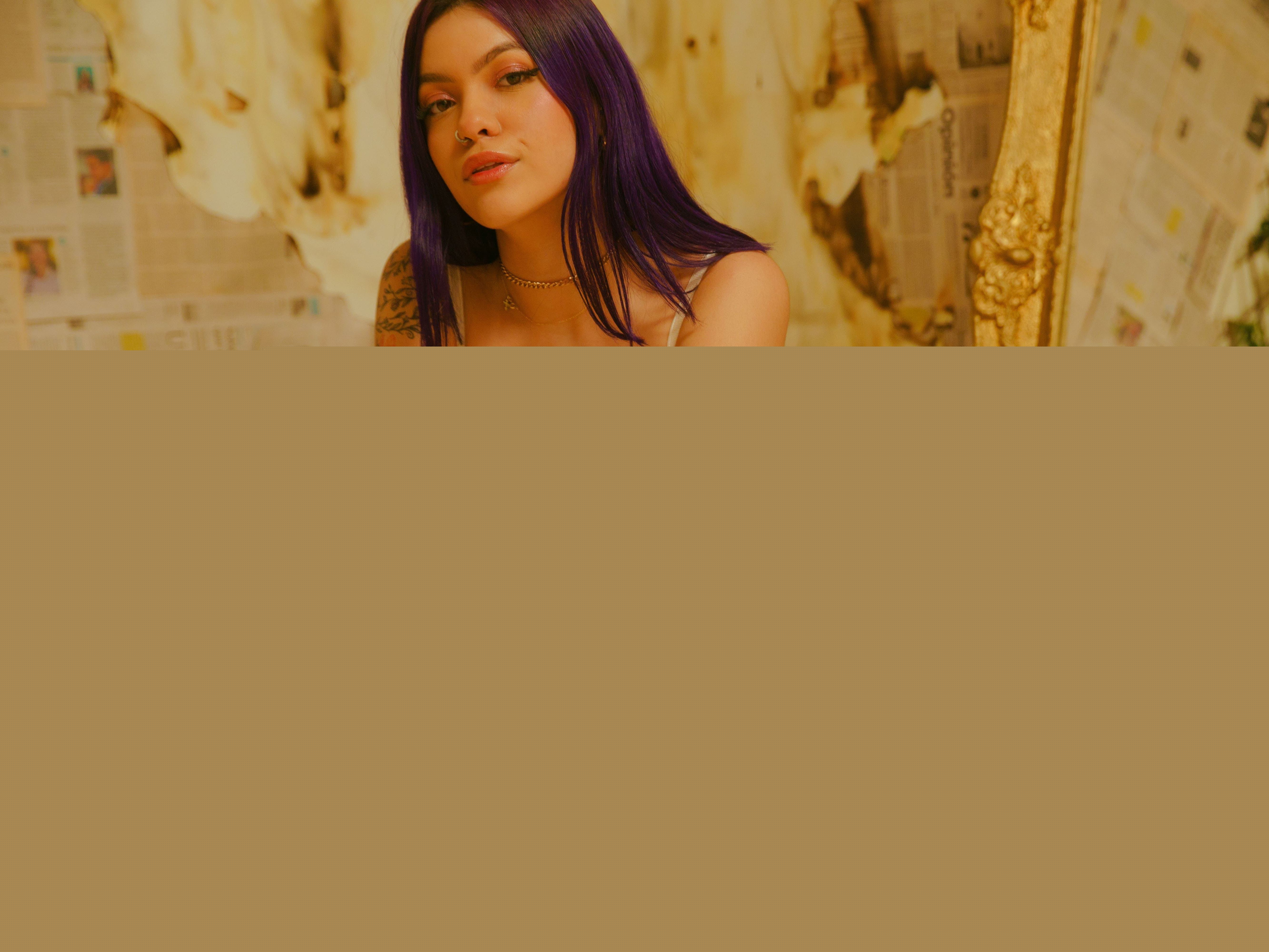 Live sex webcam photo for AnnieHunters #5936539