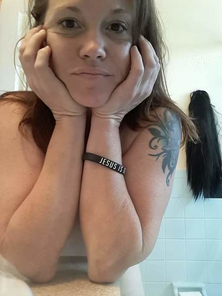 Live sex webcam photo for FreeFalling18 #1767816