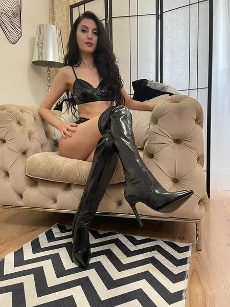 Live sex webcam photo for MissErikaaJ #7796939