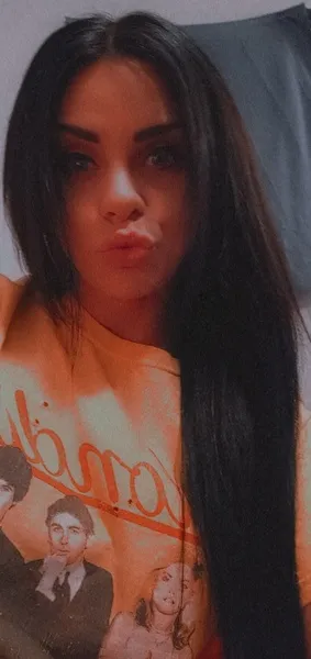 Live sex webcam photo for LunaLovesYOUbaby #1964931