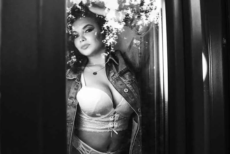 Live sex webcam photo for AnaisQuinn #2106572